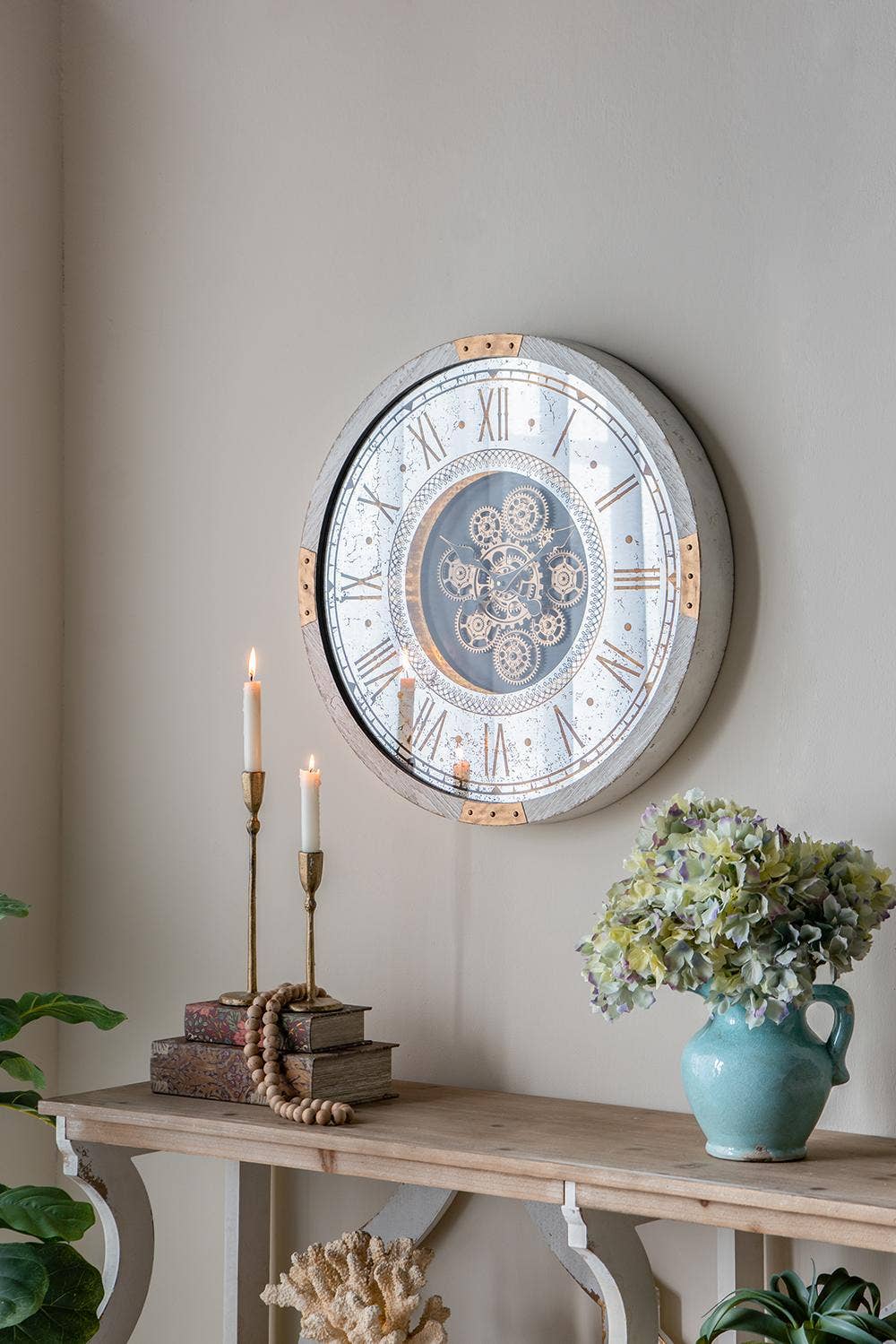D25x3" Round Gear Clock with Distressed White Finish 1EA/CTN